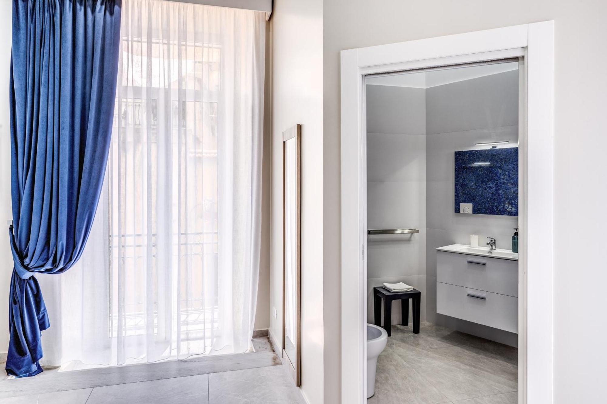 Av Rooms Napoli Екстер'єр фото