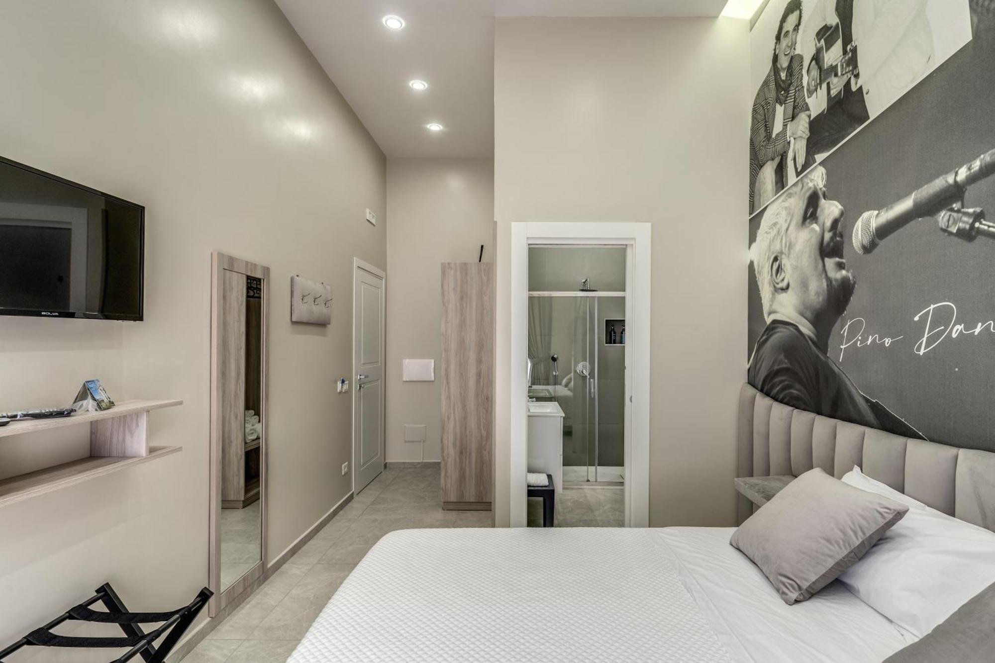 Av Rooms Napoli Екстер'єр фото