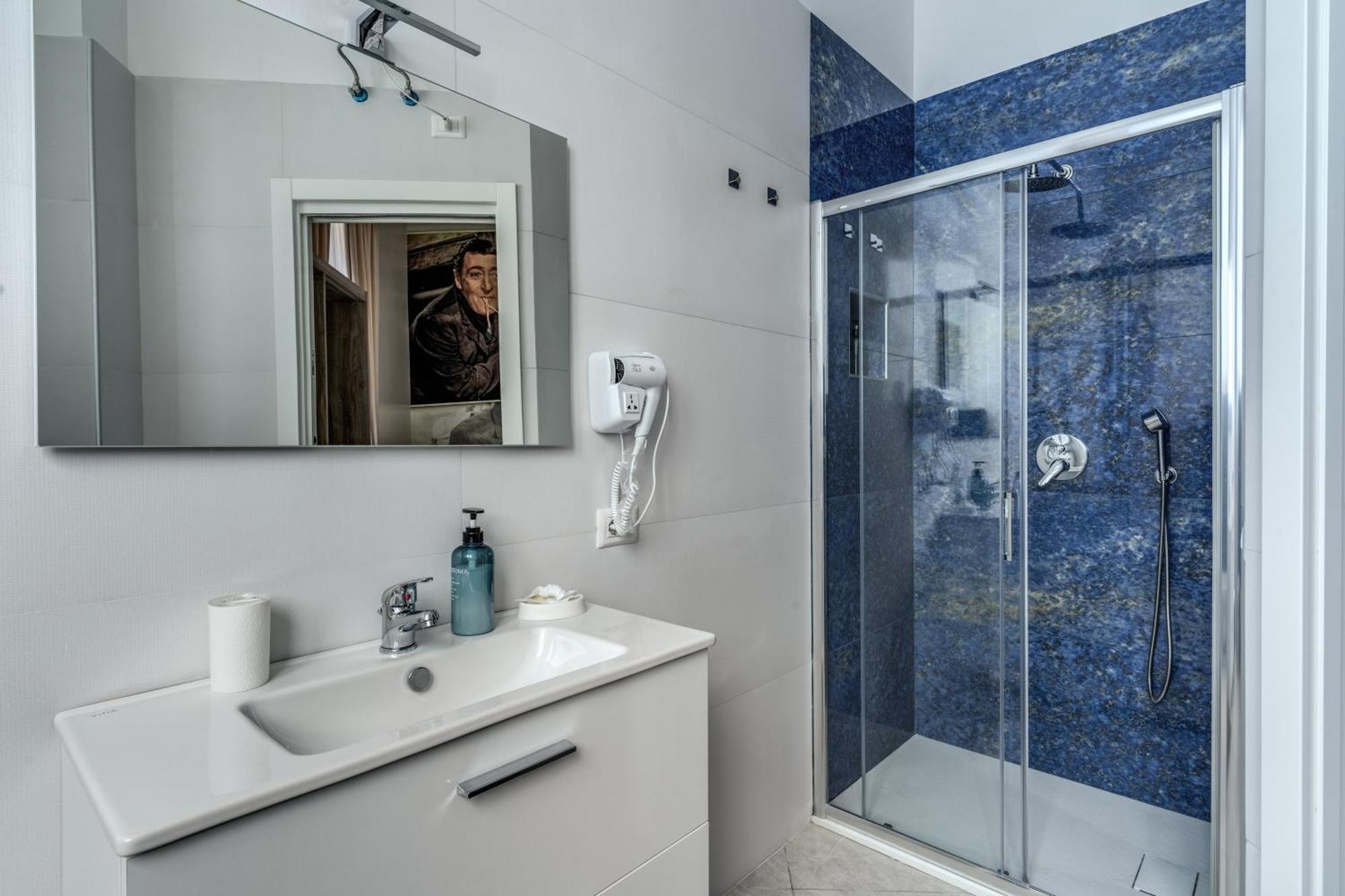Av Rooms Napoli Екстер'єр фото