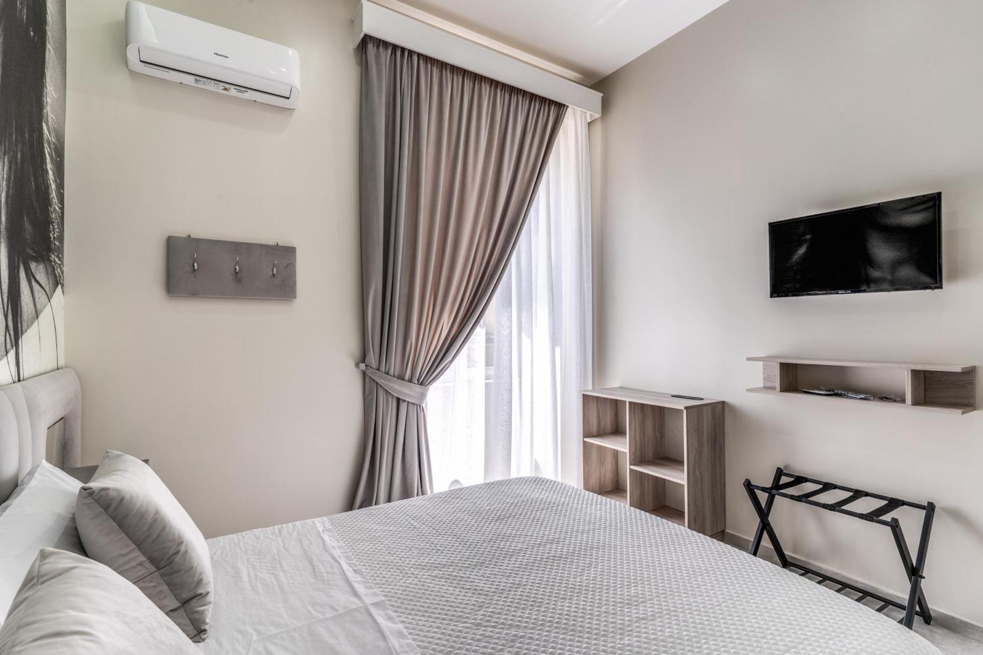 Av Rooms Napoli Екстер'єр фото