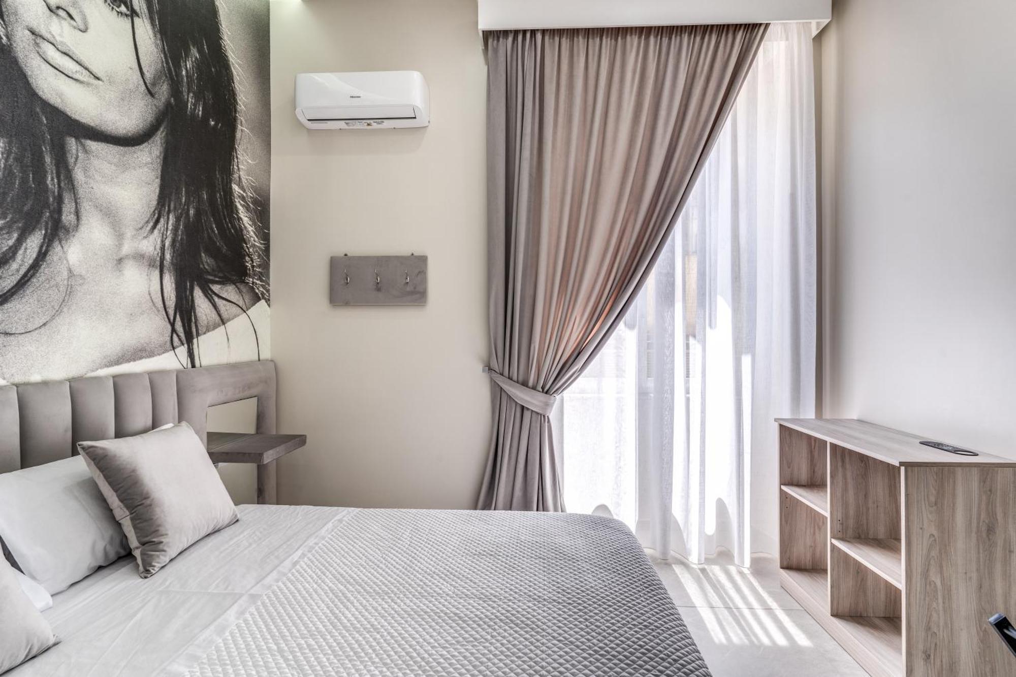 Av Rooms Napoli Екстер'єр фото