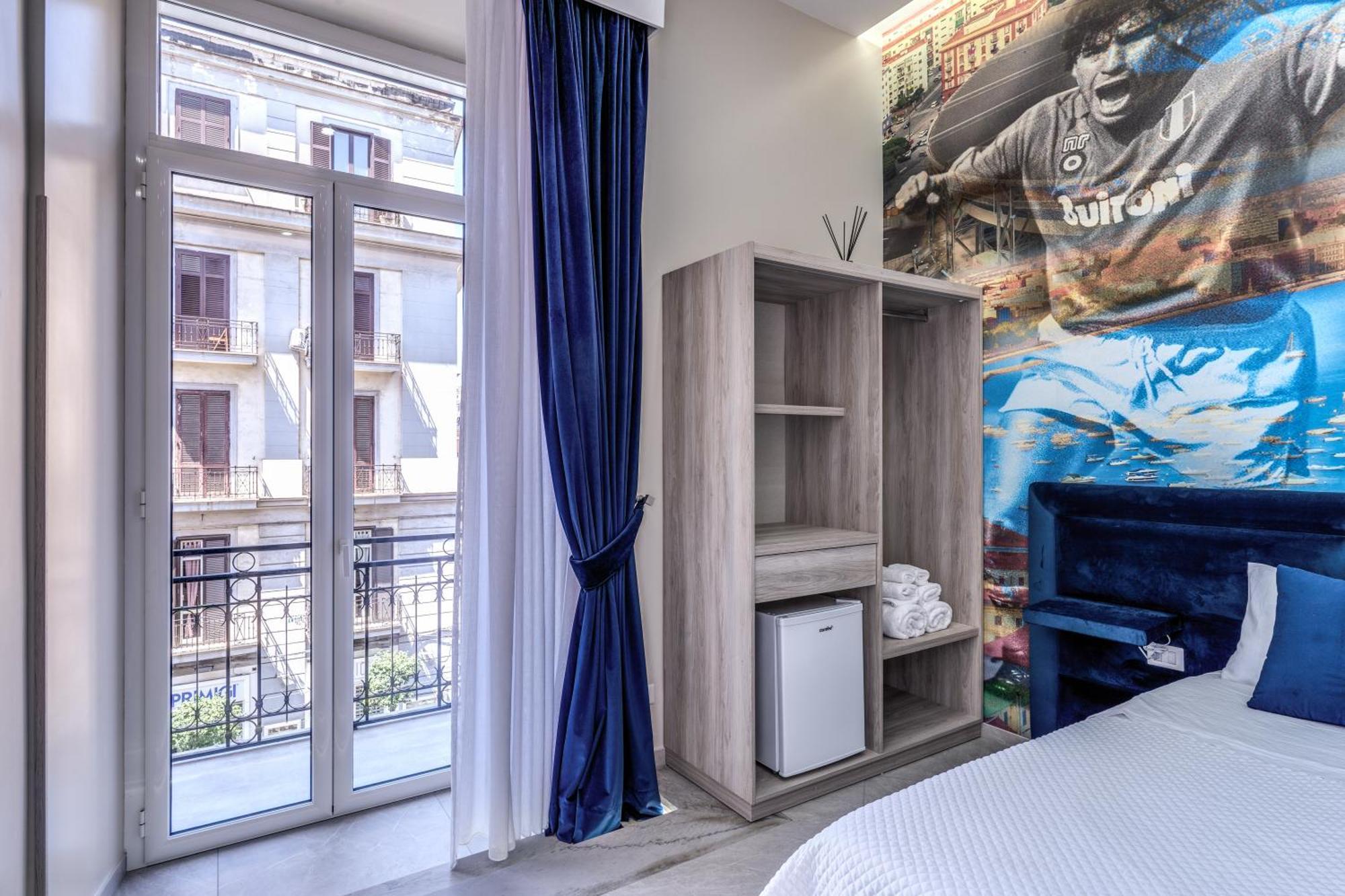 Av Rooms Napoli Екстер'єр фото