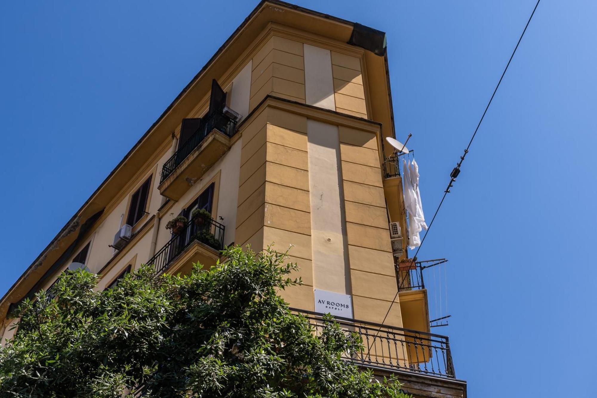 Av Rooms Napoli Екстер'єр фото