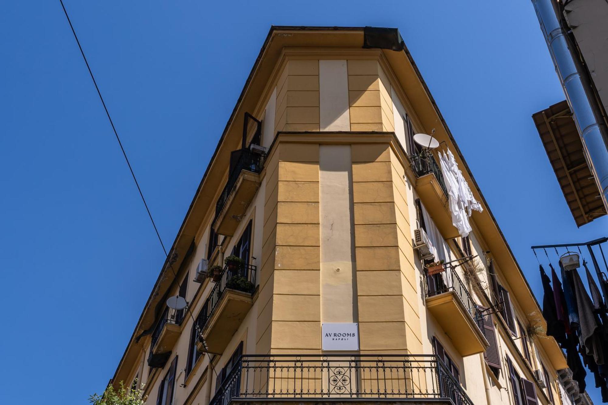 Av Rooms Napoli Екстер'єр фото